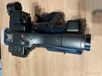 PANASONIC AG AC30 - 6