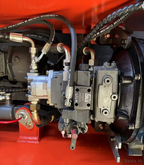 Predám Kolesový mini- nakladač 4x4 Tal. hydraulika - 6