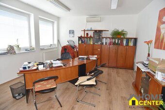 NA PREDAJ AREÁL S MUROVANOU HALOU, VÝROBNÝM PRIESTOROM, 6580 - 6