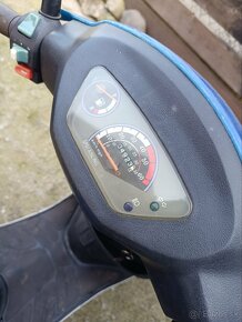skuter Xinling VRC 5i,
50ccm 4takt , s SPZ - 6