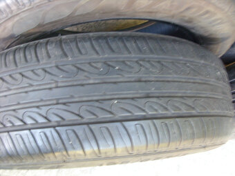 Letné pneu 195/65 r15 - 6
