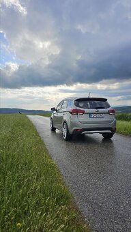 Kia carens 1.7 crdi automat - 6