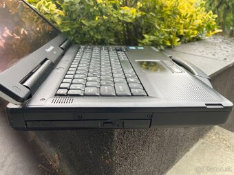 odolný, vojenský notebook PANASONIC CF-53 - 17h batéria - 6