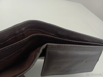Pánska kožená peňaženka a kľúčenka zn. Lara Bags. - 6