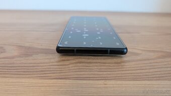 Google pixel 6 - 6