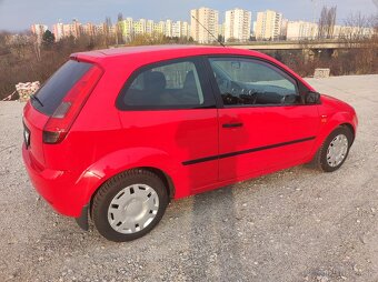 Ford Fiesta 1.3i , 51kW, M5, 3d., len 65.800 km - 6