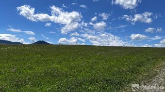 Na predaj pozemok v obci Pavčina Lehota – 3 624 m² - 6