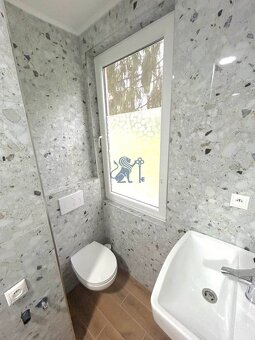 Ponúkame na prenájom 1-izbový byt v tichej lokalite mesta Se - 6