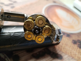 Smith & Wesson Safety Hammerless .32 SW, US patent 1885 - 6