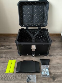 Zadní motokufr TopCase 45L hliníkový - 6