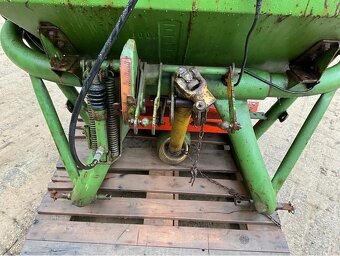 1200L Rozmetadlo AMAZONE ZA-F 1204 - 6