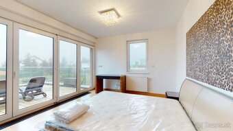 Luxusný 5i. RD, Pezinská ul., 2x PARKING, KLÍMA, TERASA - 6