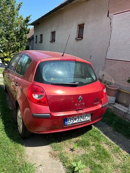 Renault clio - 6