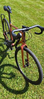 Giant Revolt 3 Shimano GRX - 6