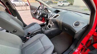 Predám FORD FIESTA 1.2 v skvelom stave len 79tis. km - 6