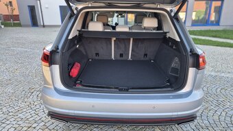 Prodám Volkswagen Touareg Elegance V6 3,0 TDI 210 kW 4MOT - 6