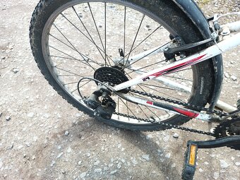 Predám bycikel 24" - 6
