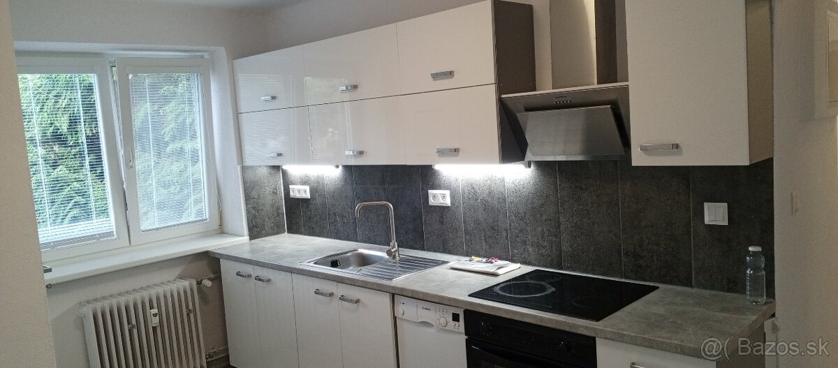 Veľký 2 izbový byt - 7