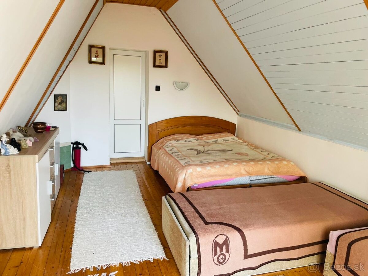 Na predaj veľmi pekná chata na celoročné bývanie -Geča - 7