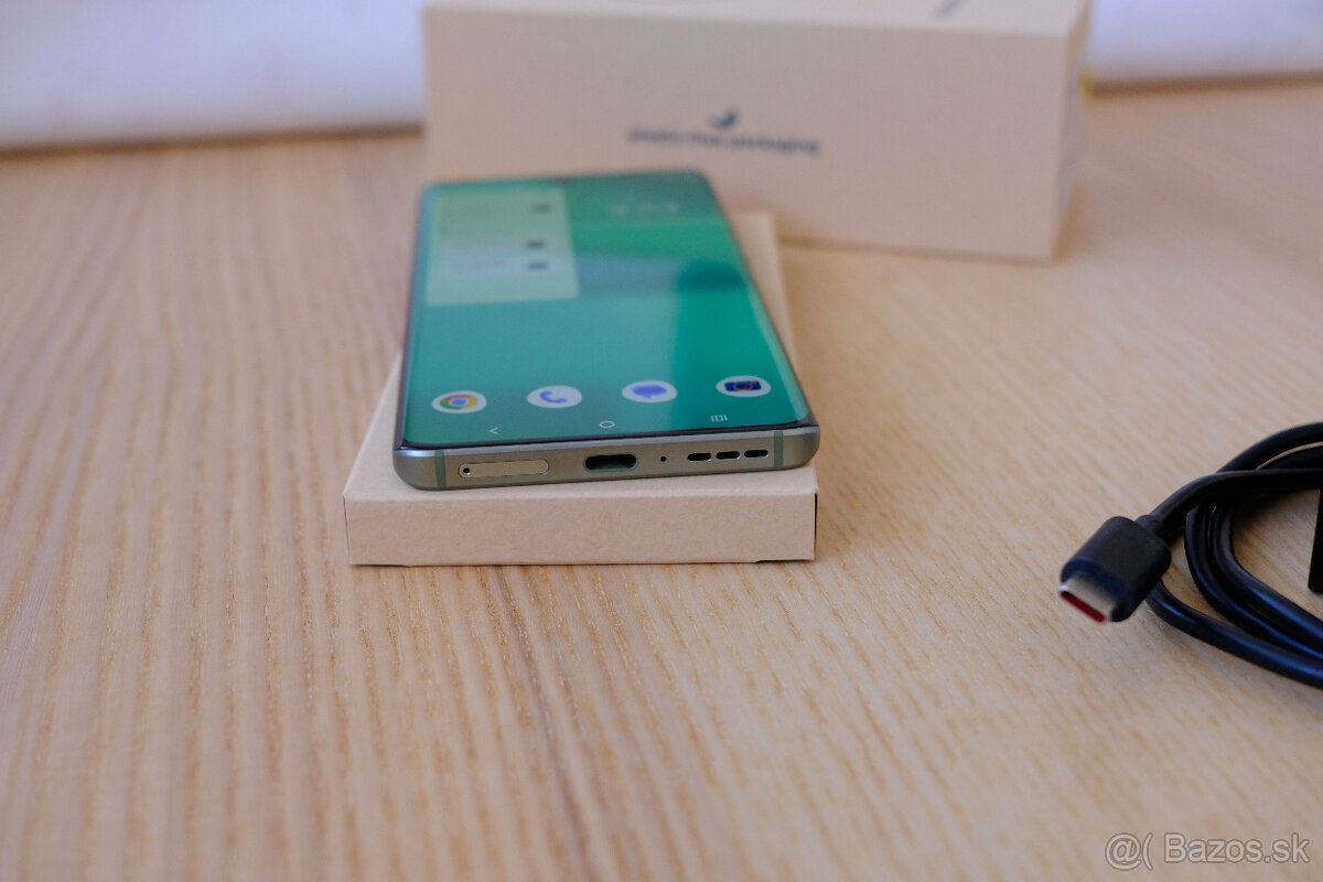 Predám mobil Motorola Edge 40 zeleny - TOP STAV - 7