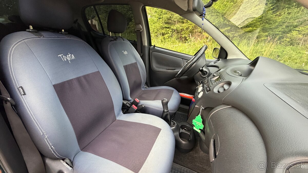 Toyota Yaris D-4D - 7