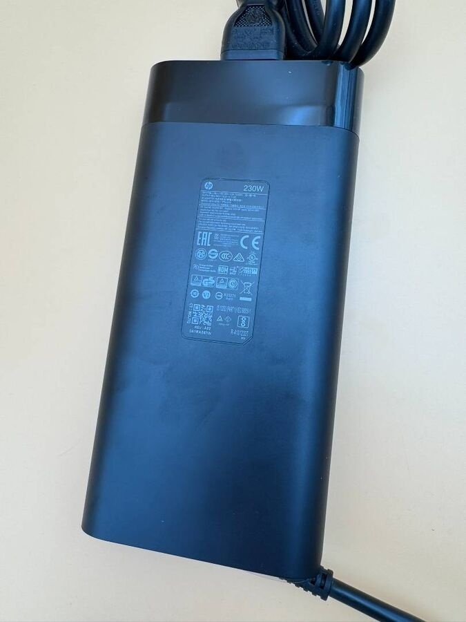 Predám dokovaciu stanicu na notebooky HP HP Thunderbolt Dock - 7