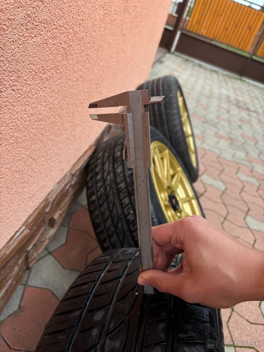 205/50 R17 pneu - 7