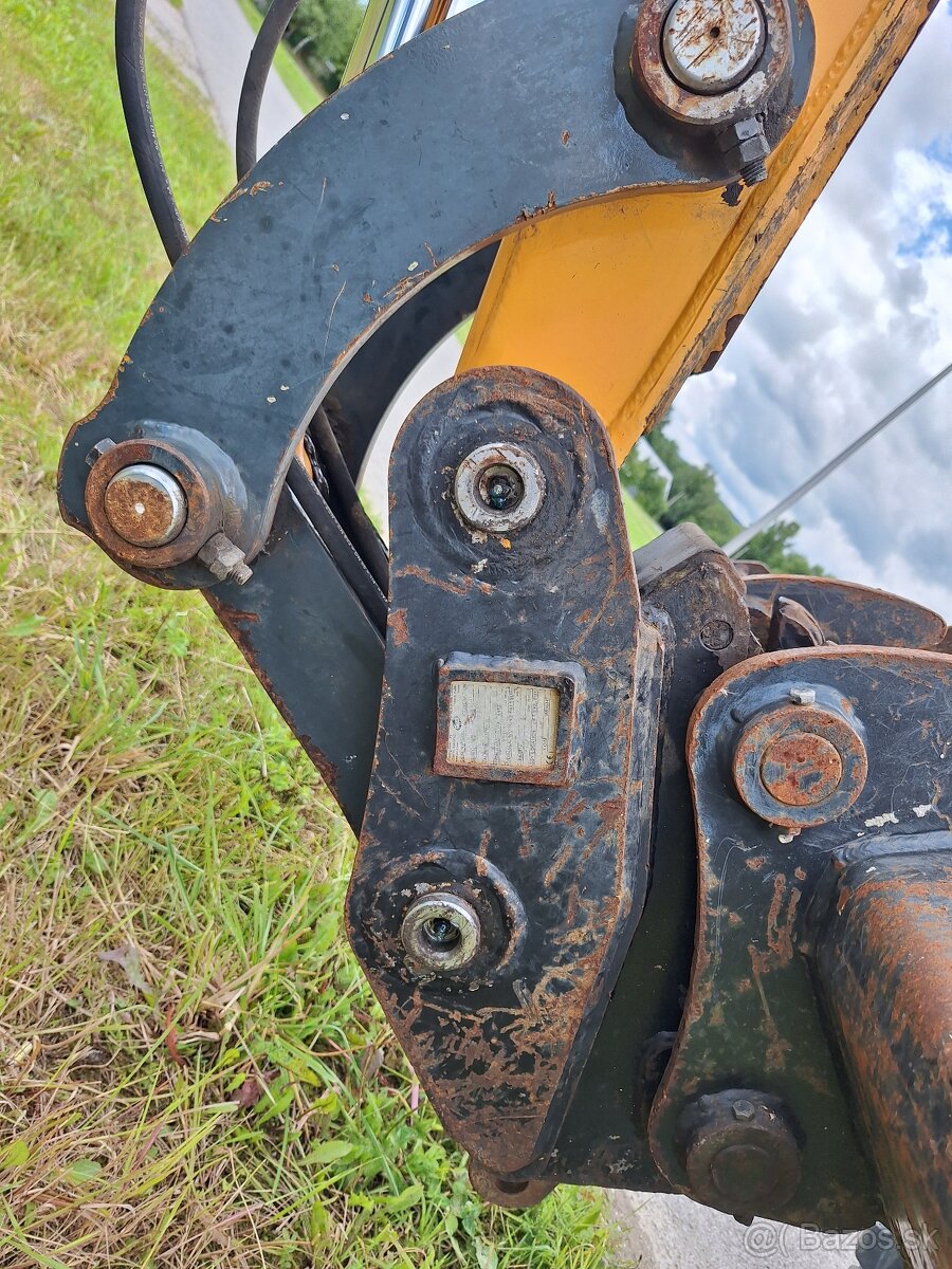 Kolesový otočný bager Hyundai 55w-9a robex - 7