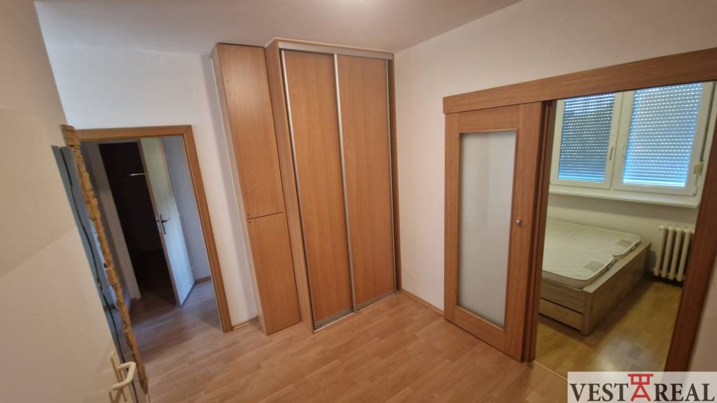 Prenájom 3 izbový byt s balkónom Galanta - 7