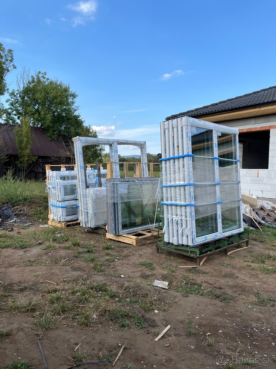 HĽADÁME MONTÁŽNIKA OKIEN A DVERÍ - 7