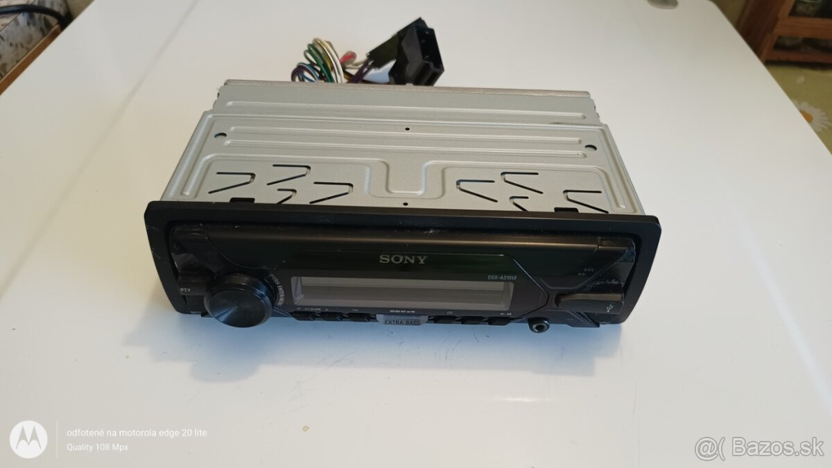 Predám autorádio Sony DSX-A210UI - 7