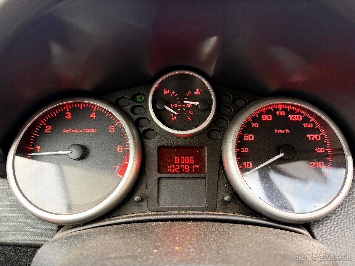 Peugeot 207 - 7