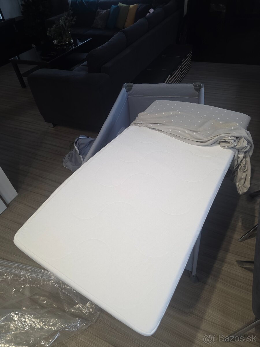 Cestovná postieľka + matrac + plachty - 7