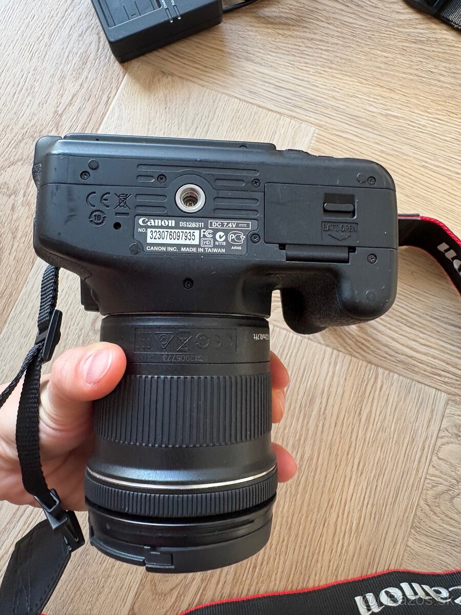 Canon EOS 600D + objektív 18–55mm IS (KIT) + príslušenstvo - 7