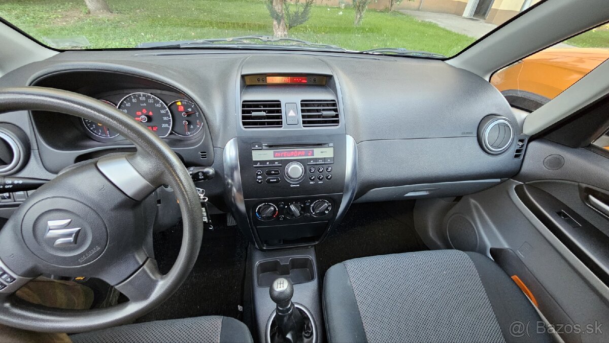 Suzuki SX4 - 7