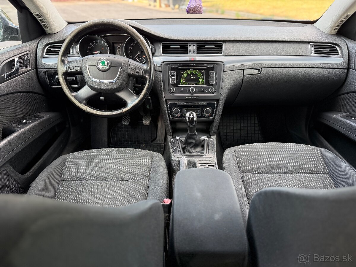 Škoda Superb Combi 1.6 TDI 77kW 2011 - 7