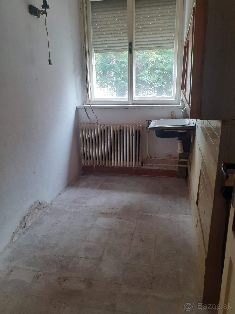 RD v Osľanoch s veľkým pozemkom za dobrú cenu - 7