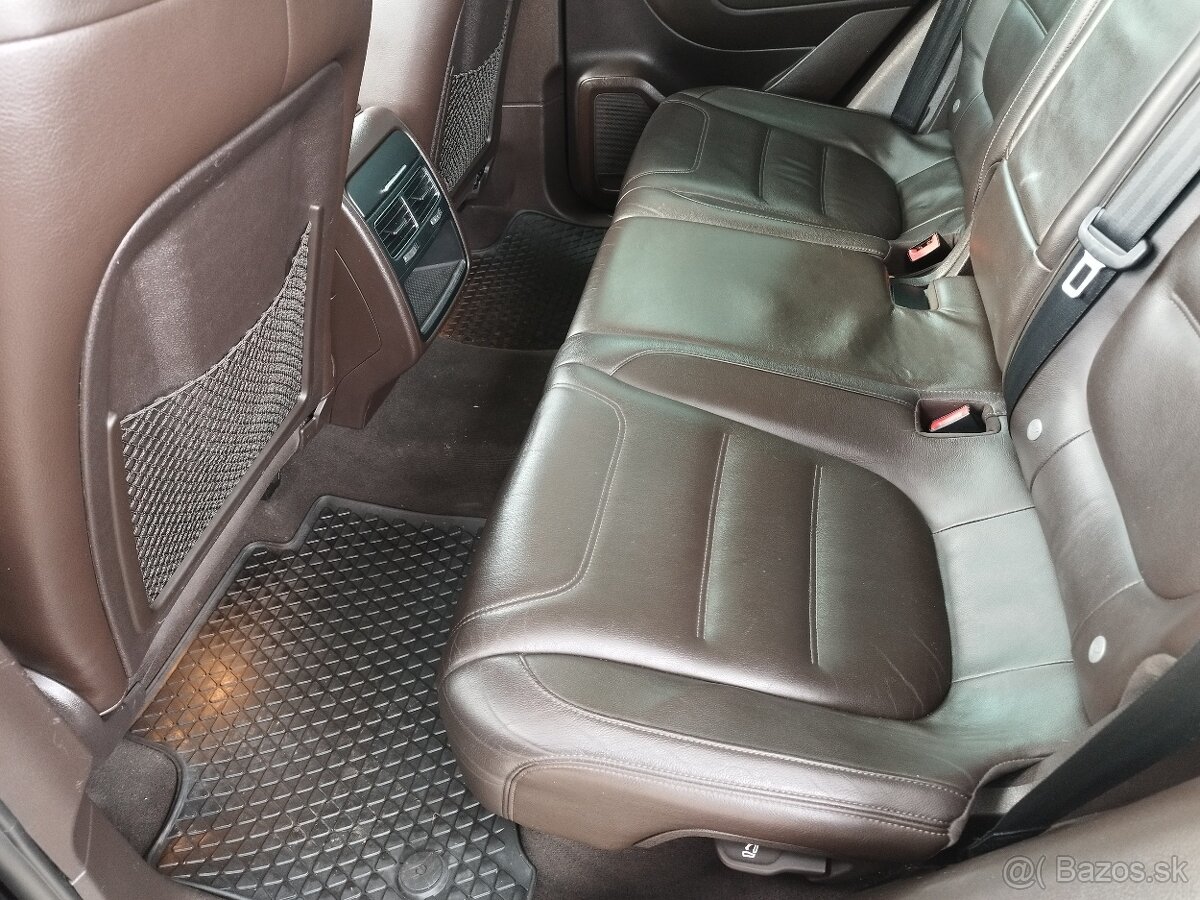 VW Touareg 3.0 tdi - 7