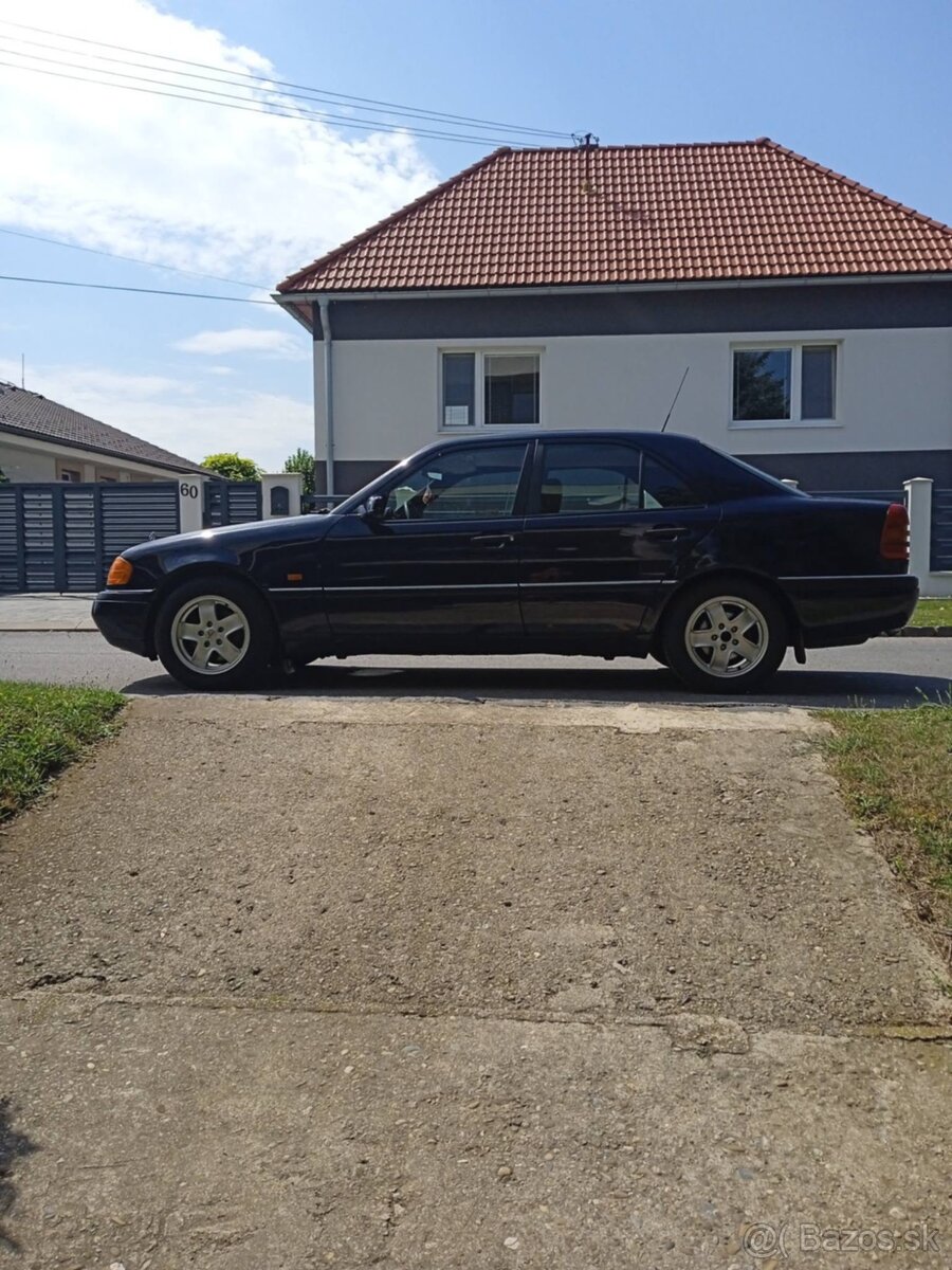 Mercedes benz c200 - 7