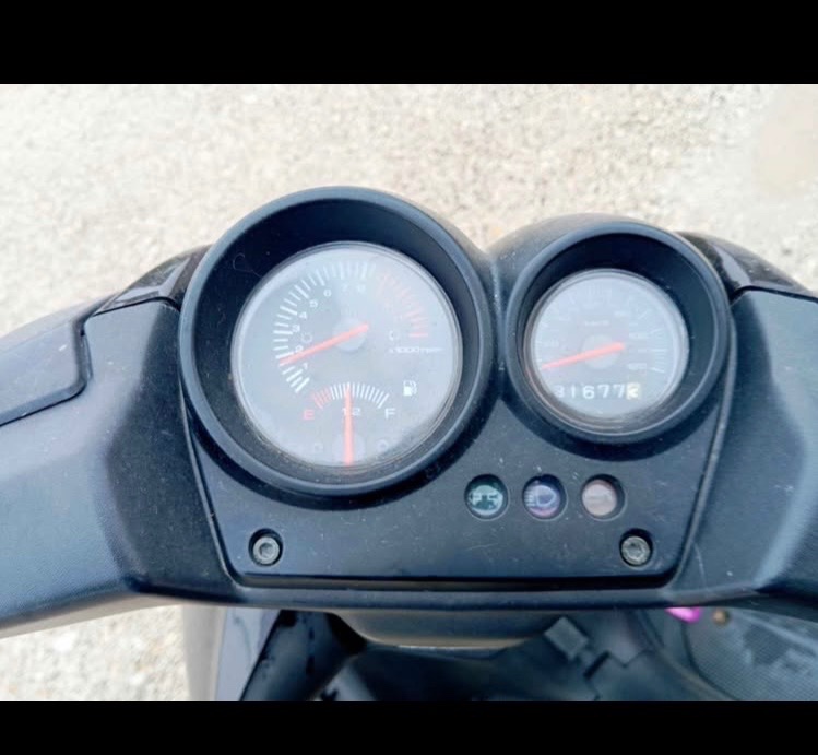 Predám Yamaha Aerox 100 - 7