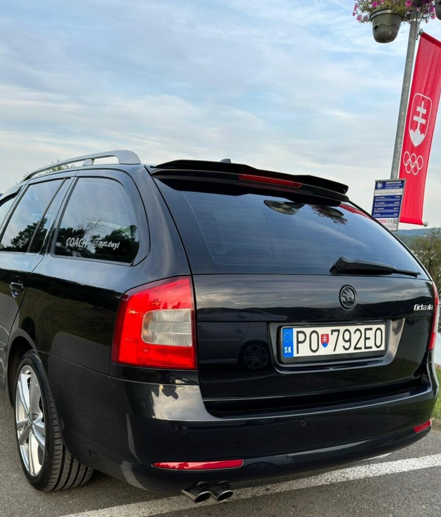 OCTAVIA 2 COMBI SPOILER NA KUFR - 7