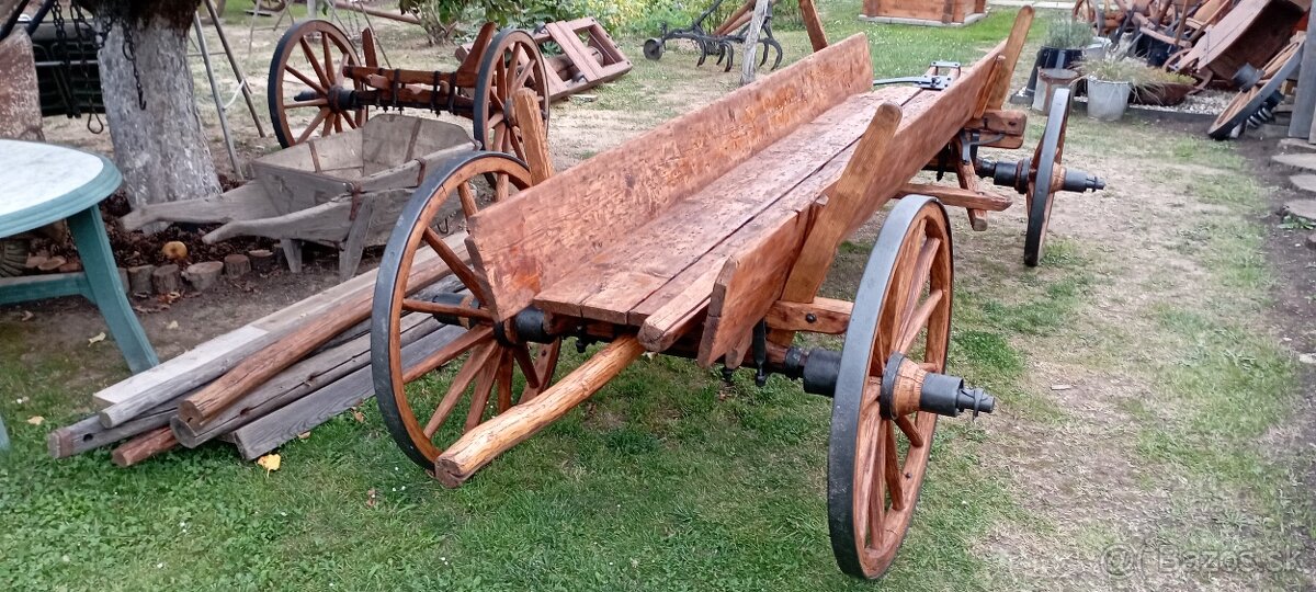 Starý drevený konský voz - 7