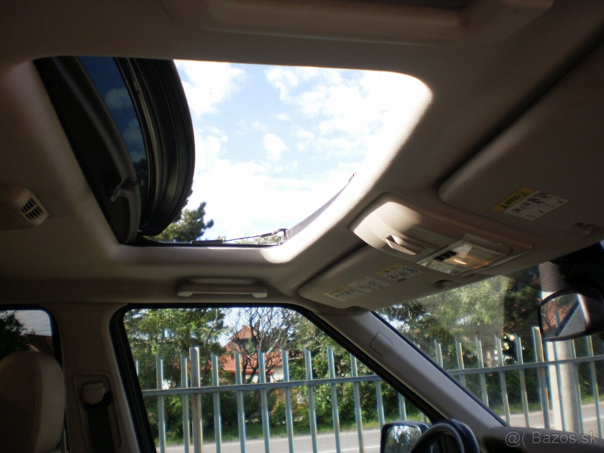 Land Rover Discovery 4, TDV6 HSE A6 - 7