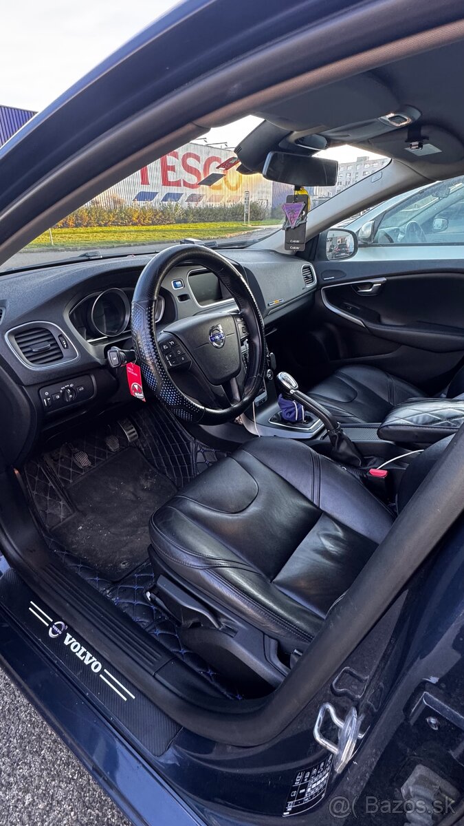 Volvo V40 T3 - 7