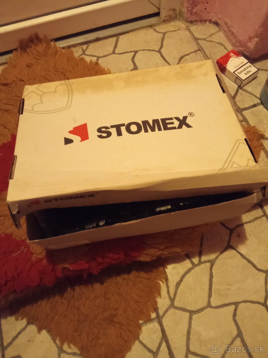 Predám pracovnú obuv veľkosť 44 - 7