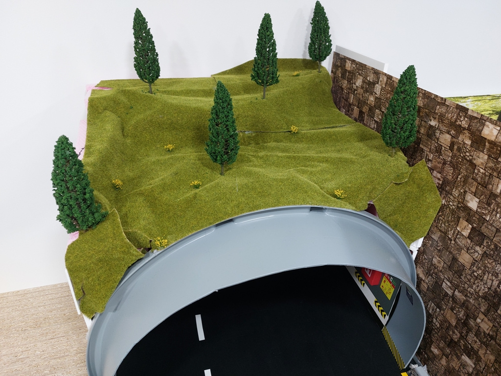 diorama dialnica s tunelom 1:18 - 7