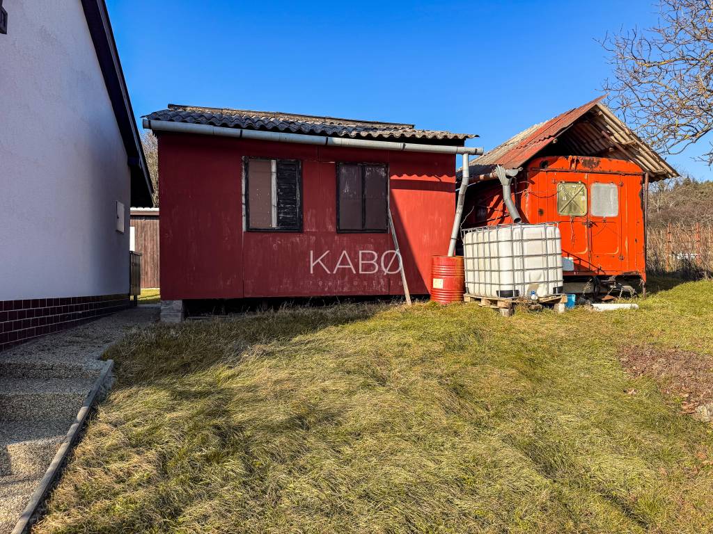 Krásna vinica pri Nitre - 895 m2 - 7