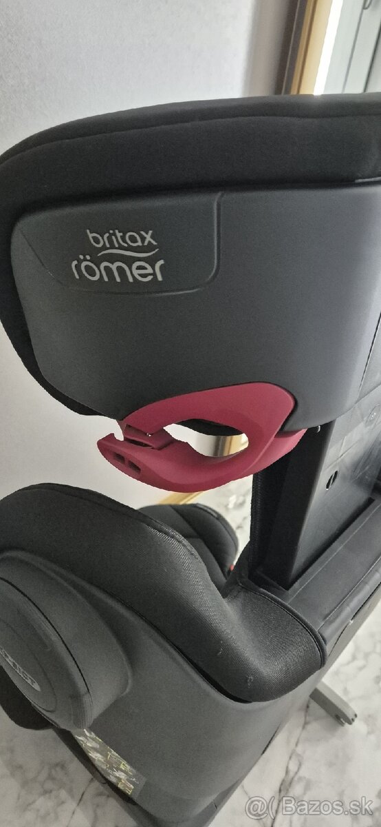 BRITAX RÖMER KIDFIX III M - 7