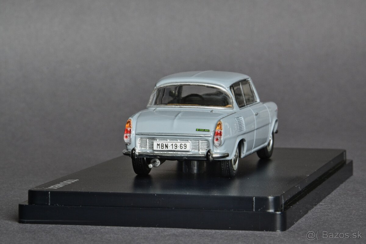 Modely áut 1:43 - 7