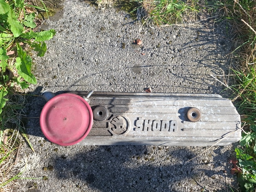 felicia - hlava motoru, víko, vodná pumpa - 7